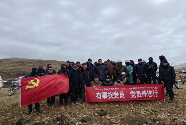 甘孜县：“三举措”打通党员联系服务群众“最后一米”