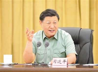 习近平八一前夕视察西部战区空军时强调  加快提高部队现代化水平 坚决完成党和人民赋予的各项任务  向全体人民解放军指战员武警部队官兵军队文职人员民兵预备役人员致以节日祝贺
